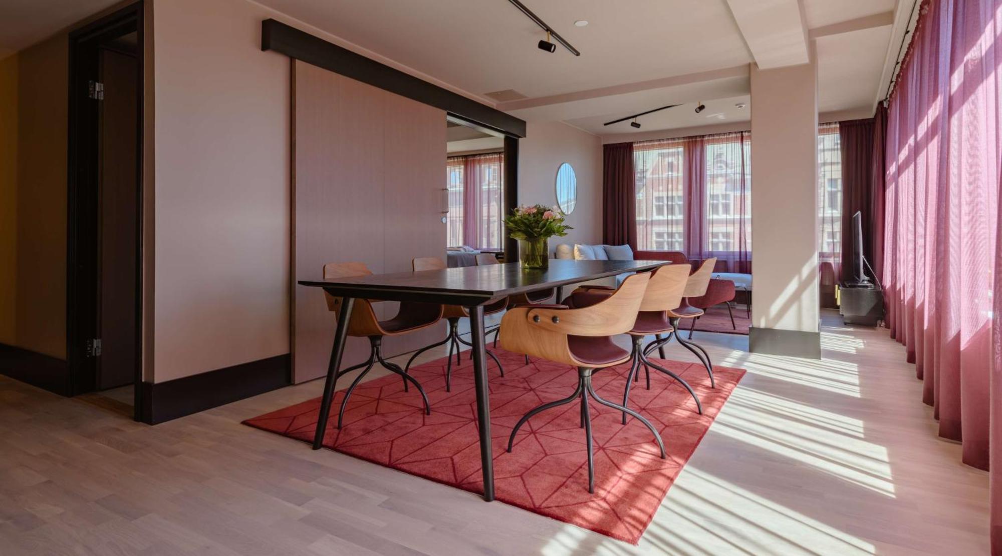 Marski By Scandic Helsinki Exterior photo Interior of a suite at the Hotel