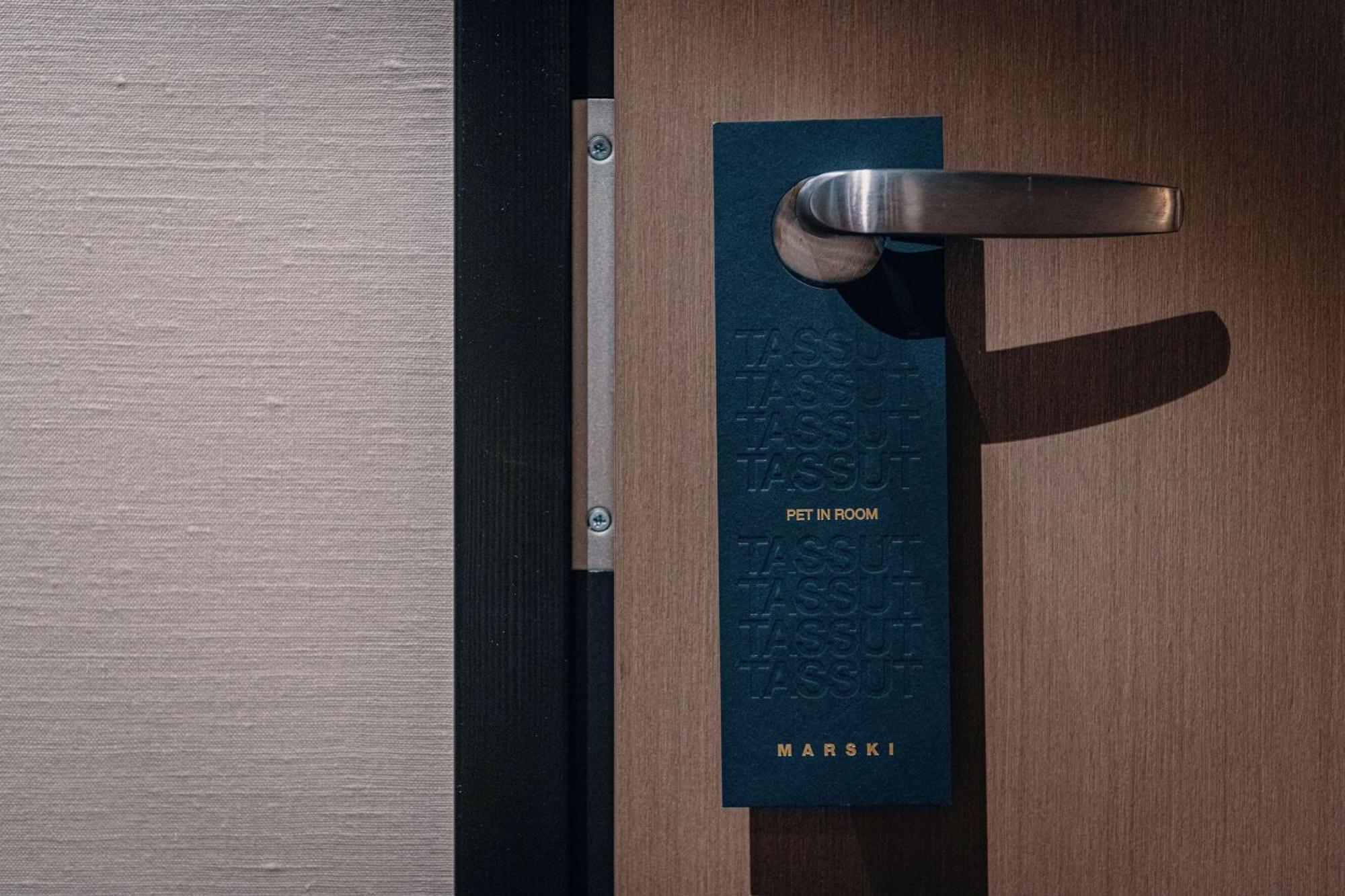 Marski By Scandic Helsinki Exterior photo A door sign