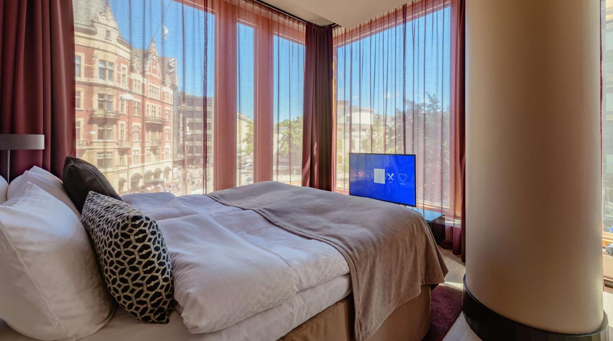 Marski By Scandic Helsinki Exterior photo A room at the hotel